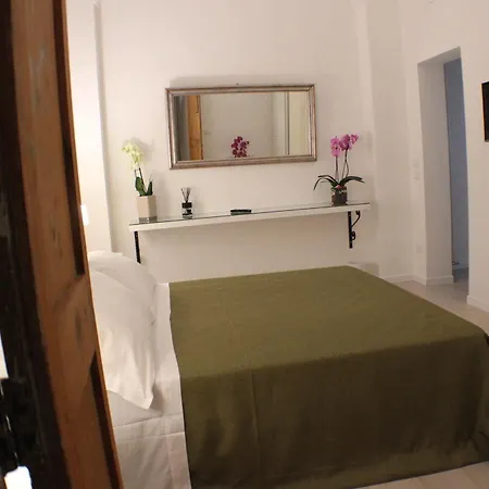 La Finestra Sul Convitto Bed and breakfast Lecce