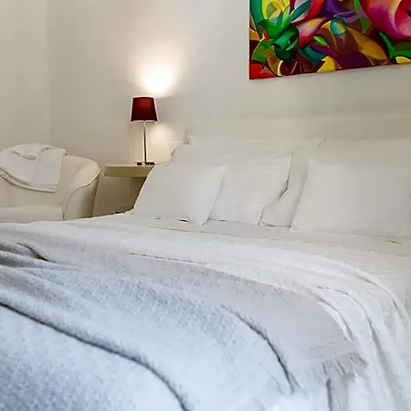 La Finestra Sul Convitto Bed and Breakfast