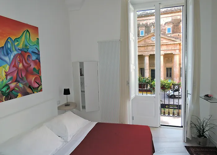 לינה וארוחת בוקר La Finestra Sul Convitto לצ'ה