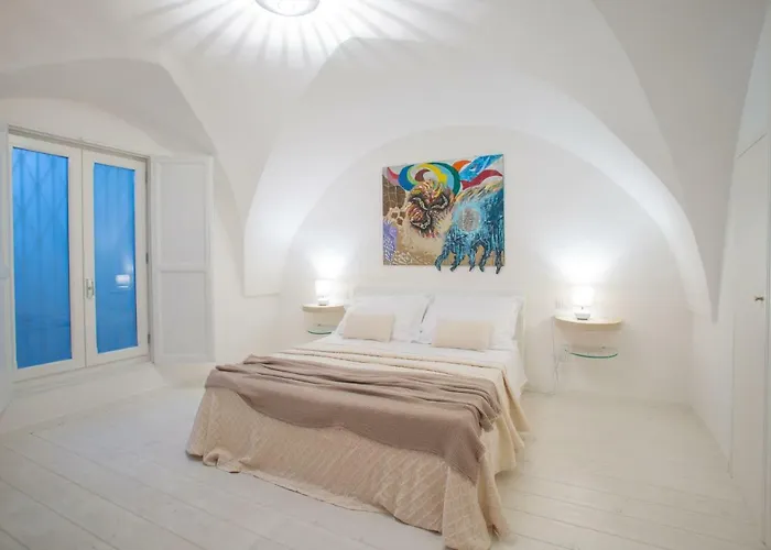 ラ フィネストラ スル コンビット B＆b　 3* レッチェ