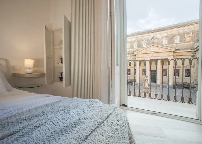 La Finestra Sul Convitto לינה וארוחת בוקר לצ'ה